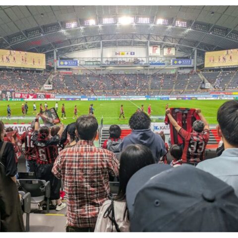 初めてのサッカー観戦！！